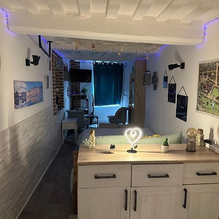 Le Ti Wi Studio En Plein Coeur Du Vieux Bassin Honfleur Esterno foto